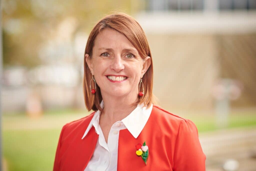 A happy leader _ Louise